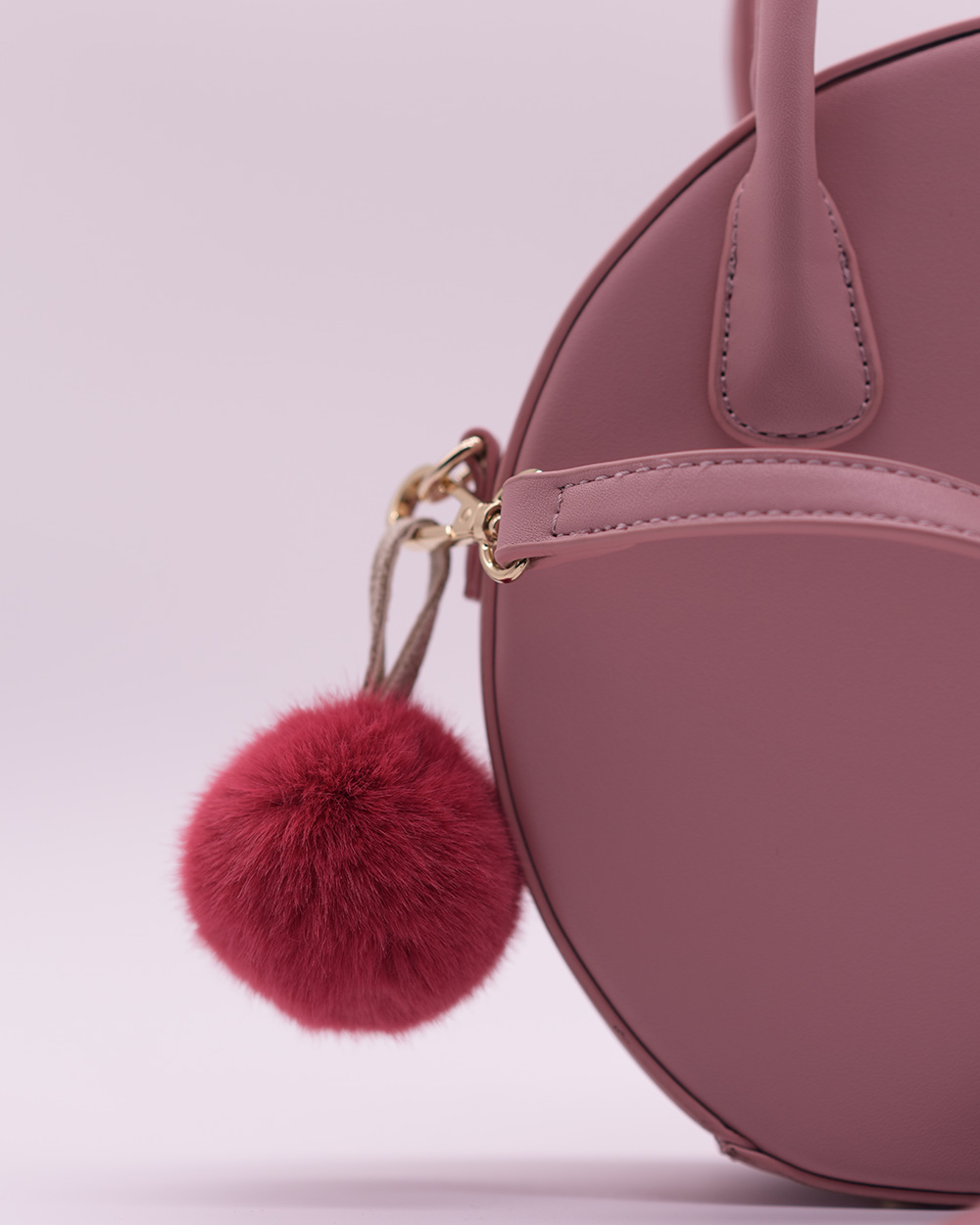 Faux Fur Pompon "Hot Pink" Faux Fur Pompon "Hot Pink"