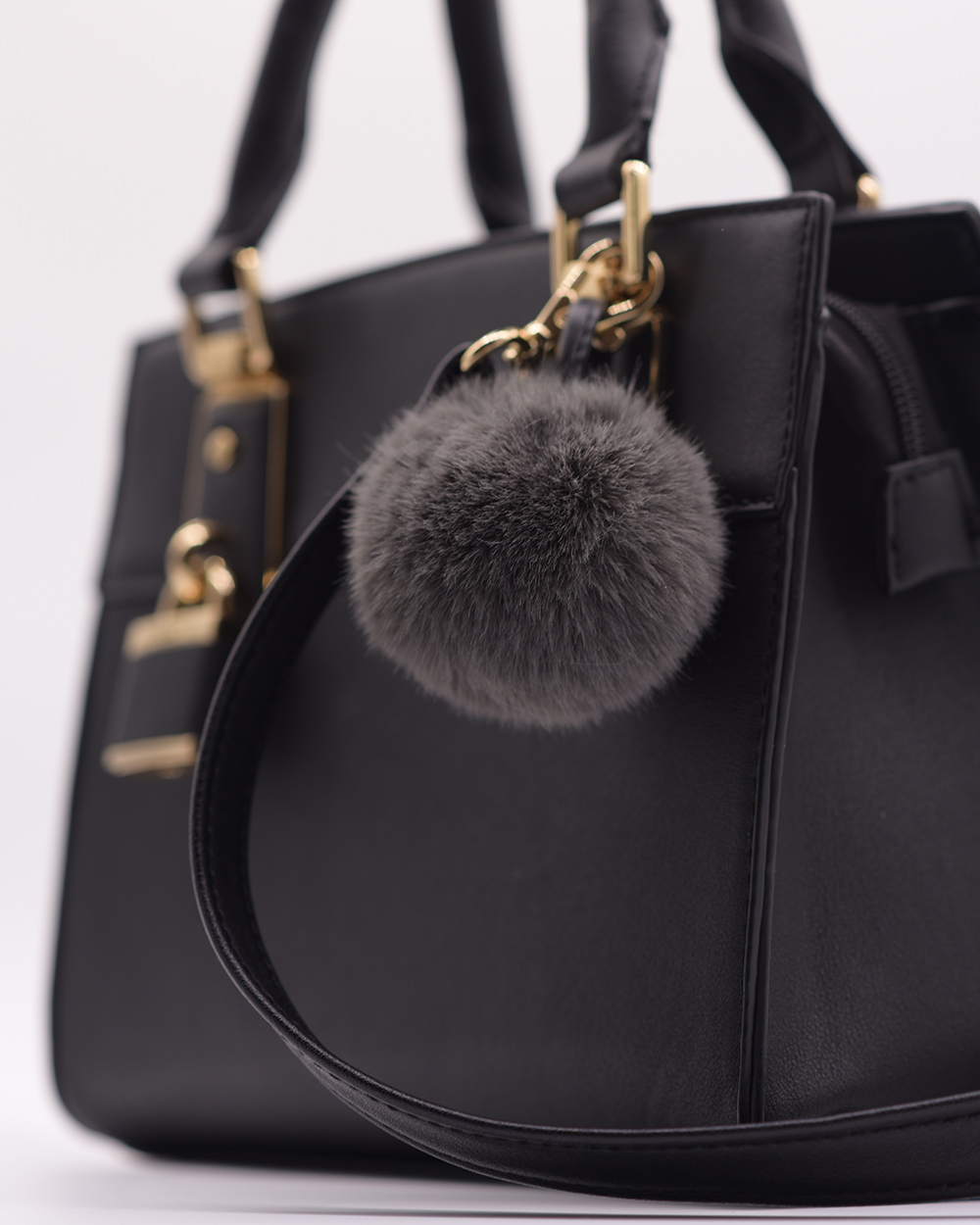 Faux Fur Pompons "Gray" Faux Fur Pompons "Gray"